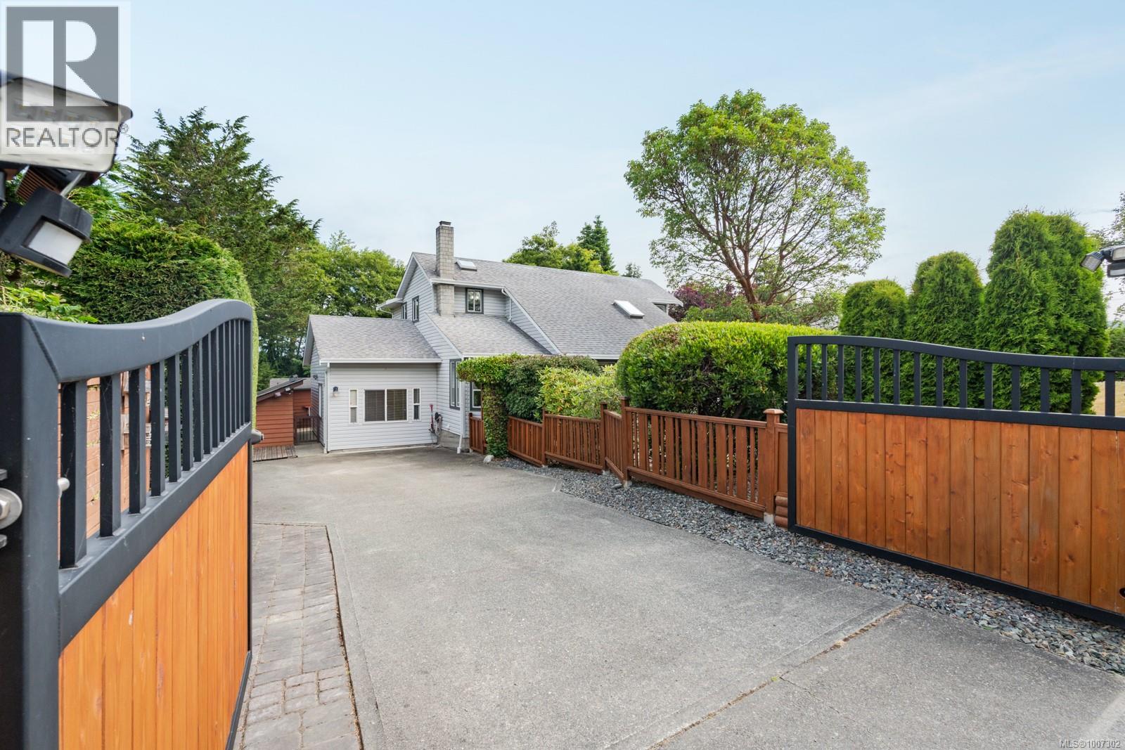  1571 Whiffin Spit Road, Sooke