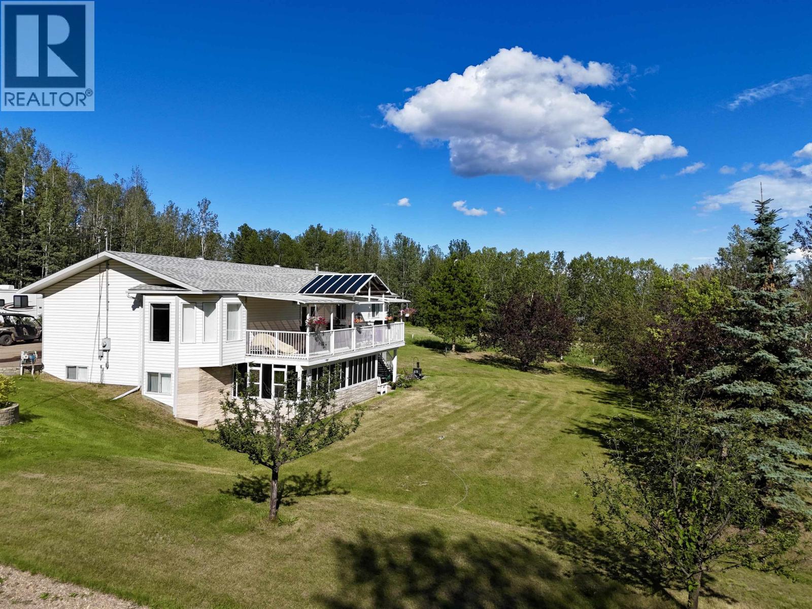 3 PEBBLE DRIVE, Fort Nelson