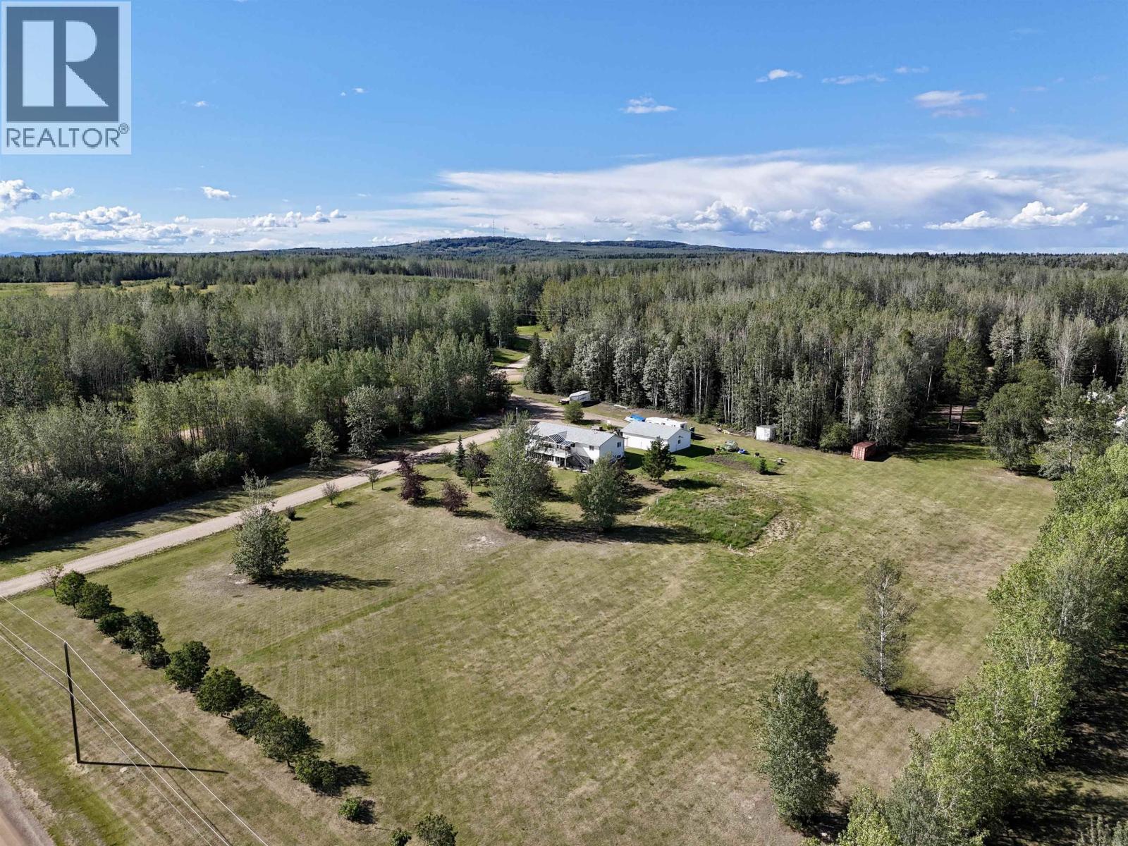 3 PEBBLE DRIVE, Fort Nelson