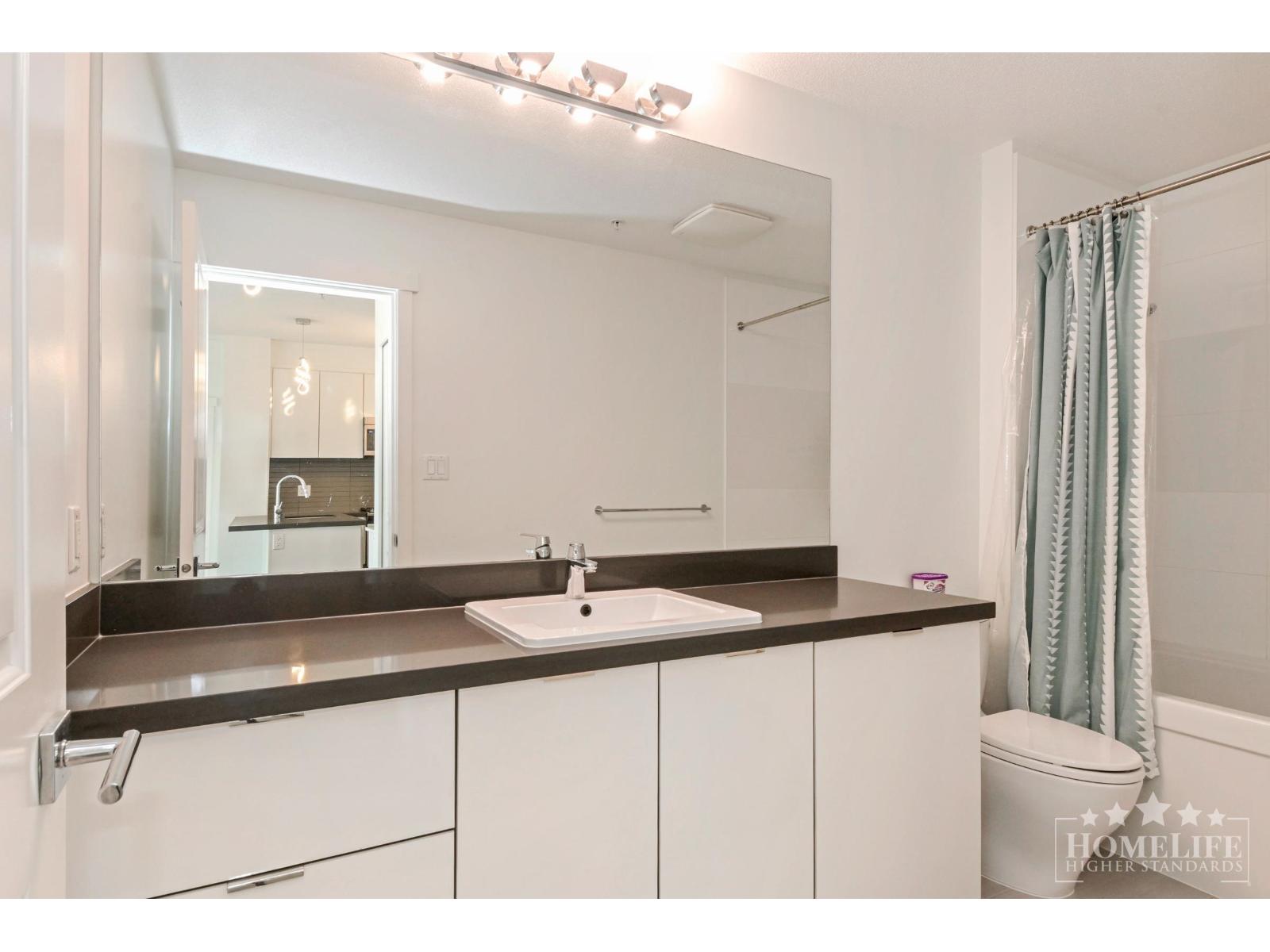 301 15168 33 AVENUE, Surrey