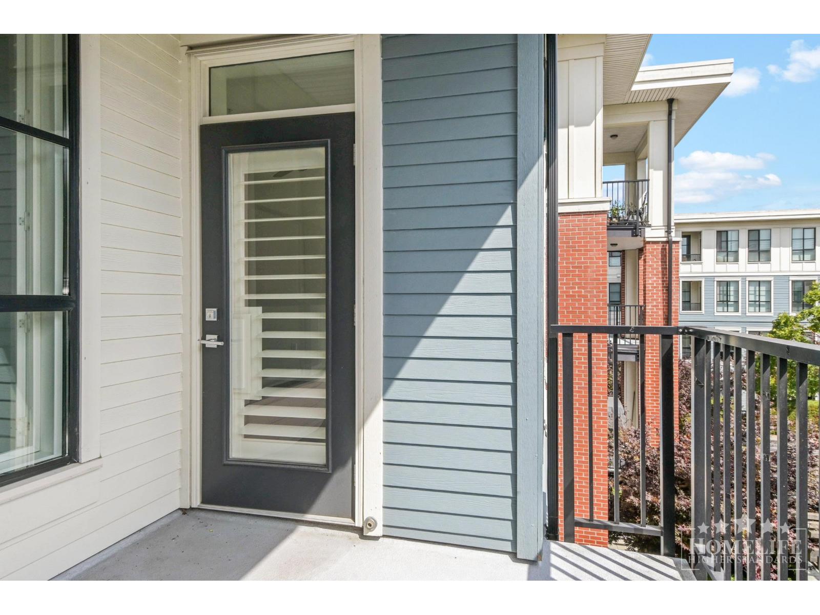 301 15168 33 AVENUE, Surrey