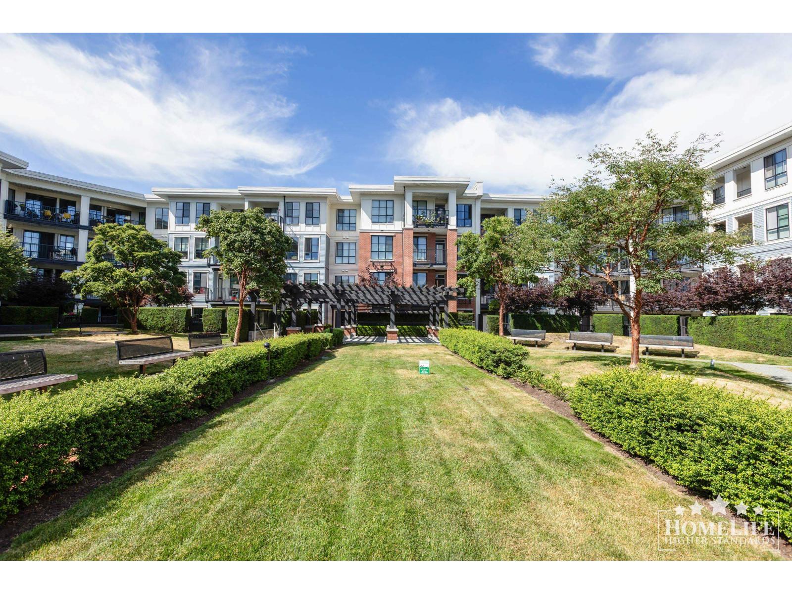 301 15168 33 AVENUE, Surrey