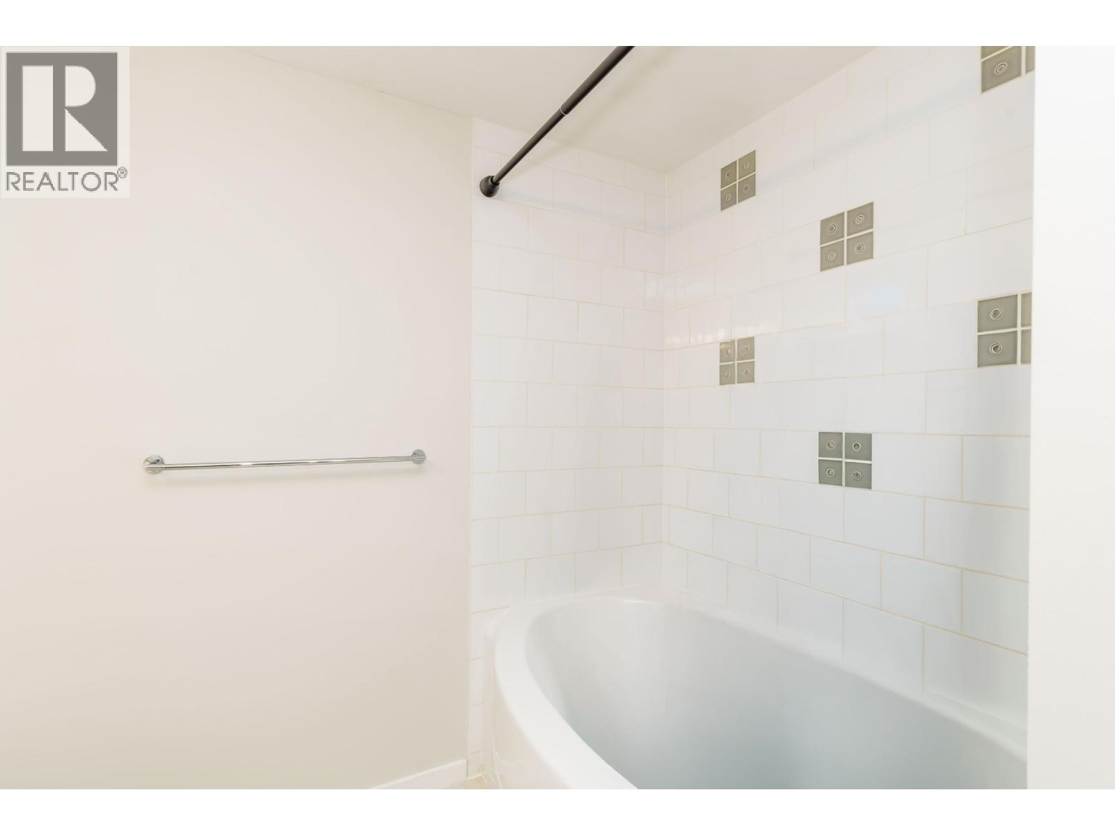 302 300 KLAHANIE DRIVE, Port Moody