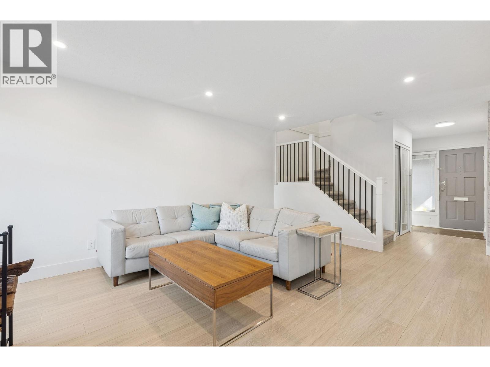 403 4900 FRANCIS ROAD, Richmond