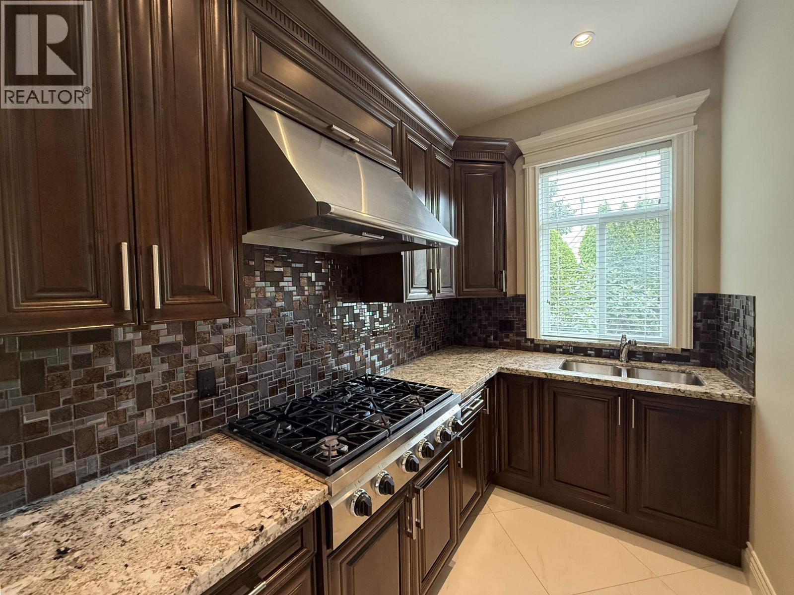5760 MURCHISON Road, Richmond