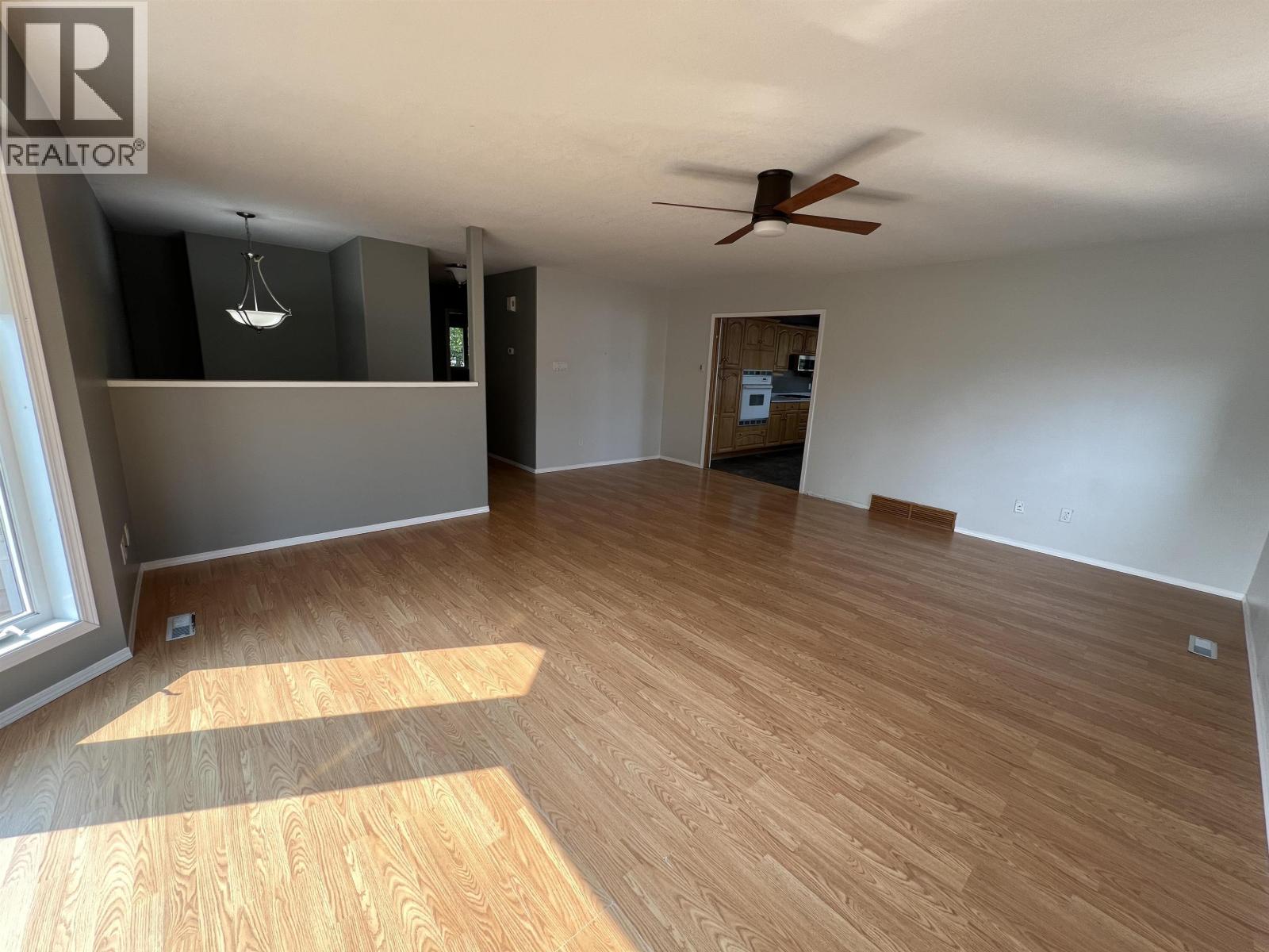 3912 COTTONWOOD ROAD, Fort Nelson