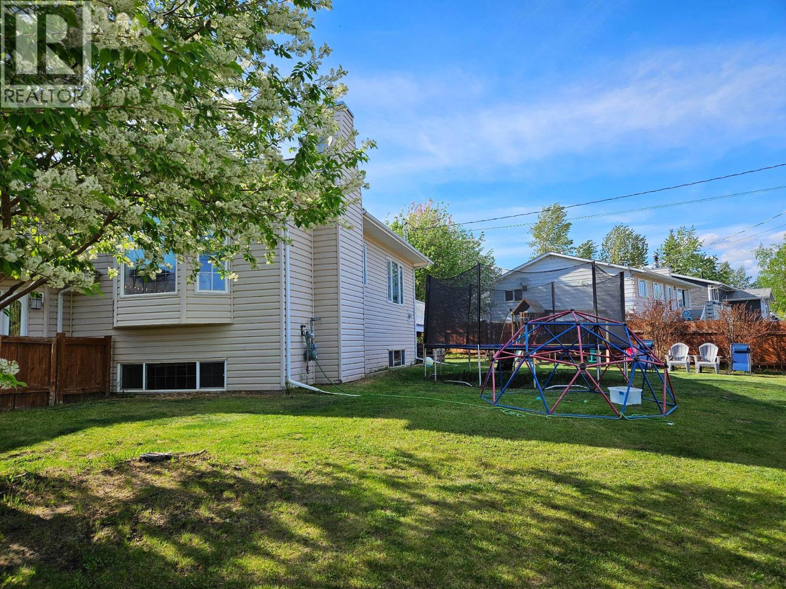 3912 COTTONWOOD ROAD, Fort Nelson