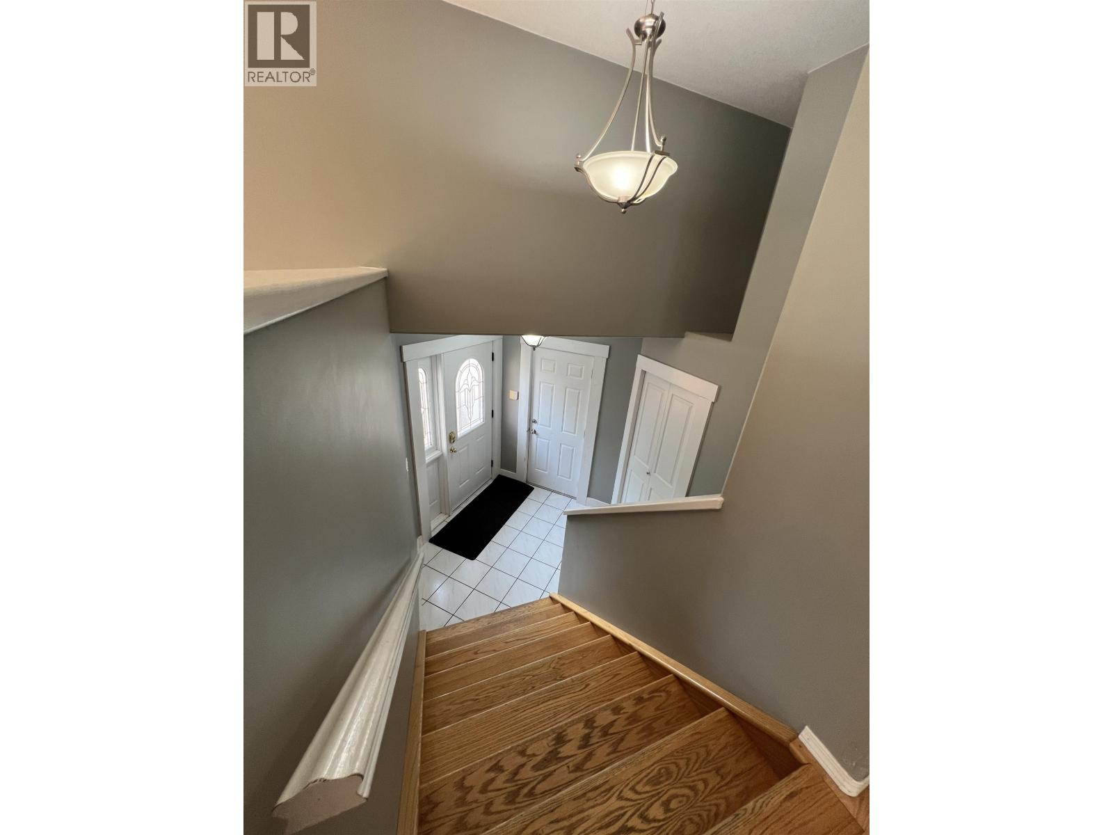 3912 COTTONWOOD ROAD, Fort Nelson
