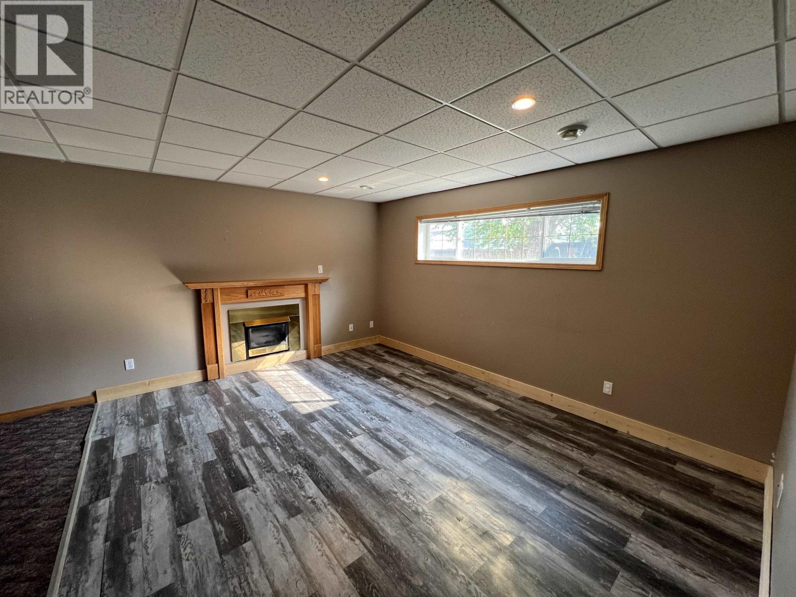 3912 COTTONWOOD ROAD, Fort Nelson