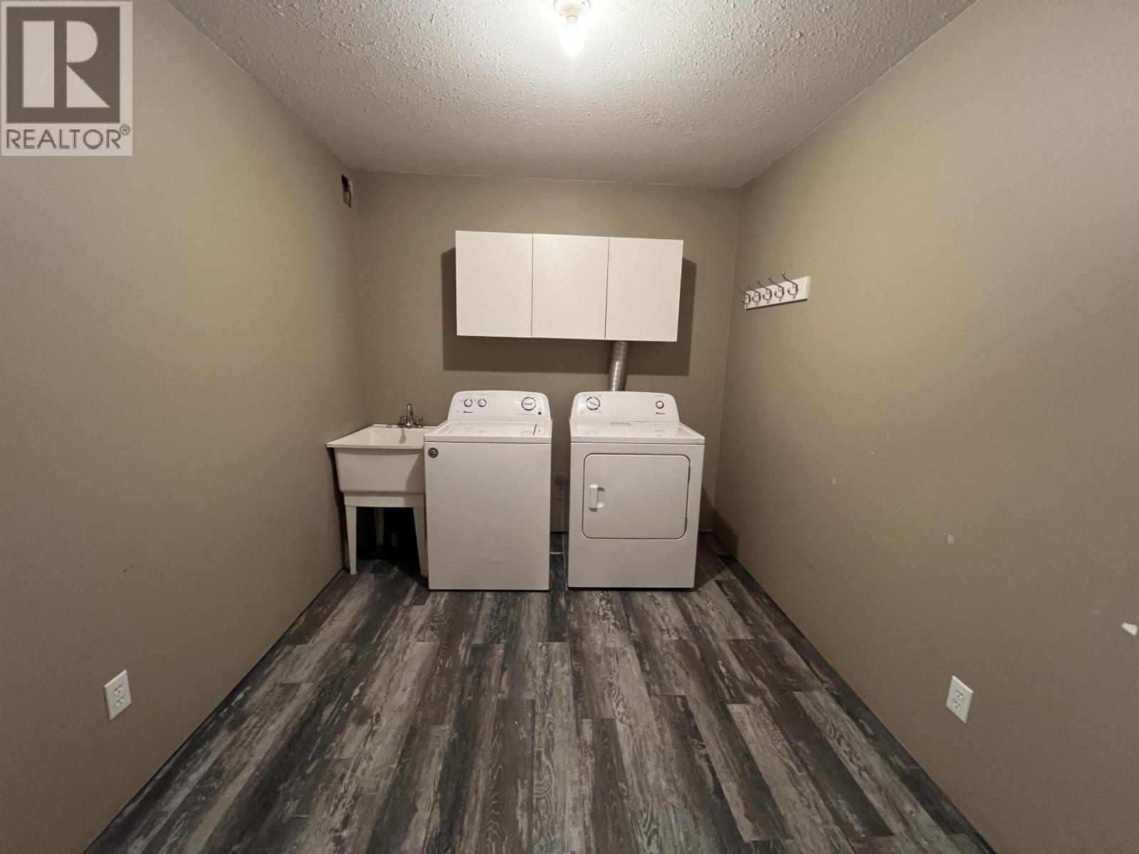 3912 COTTONWOOD ROAD, Fort Nelson