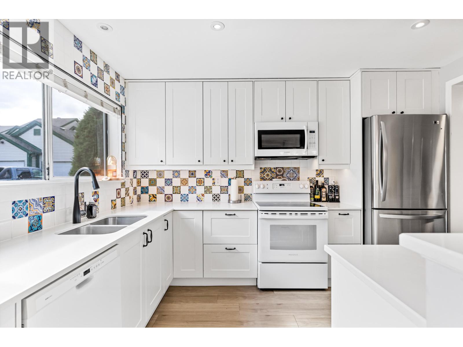 301 20675 118 AVENUE, Maple Ridge