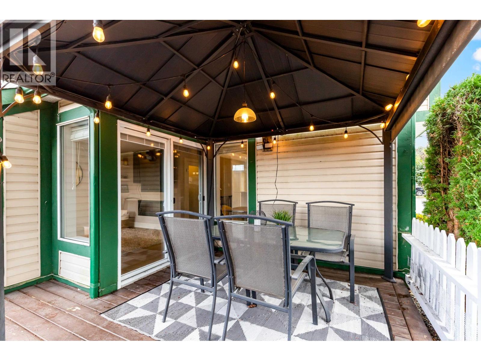 301 20675 118 AVENUE, Maple Ridge