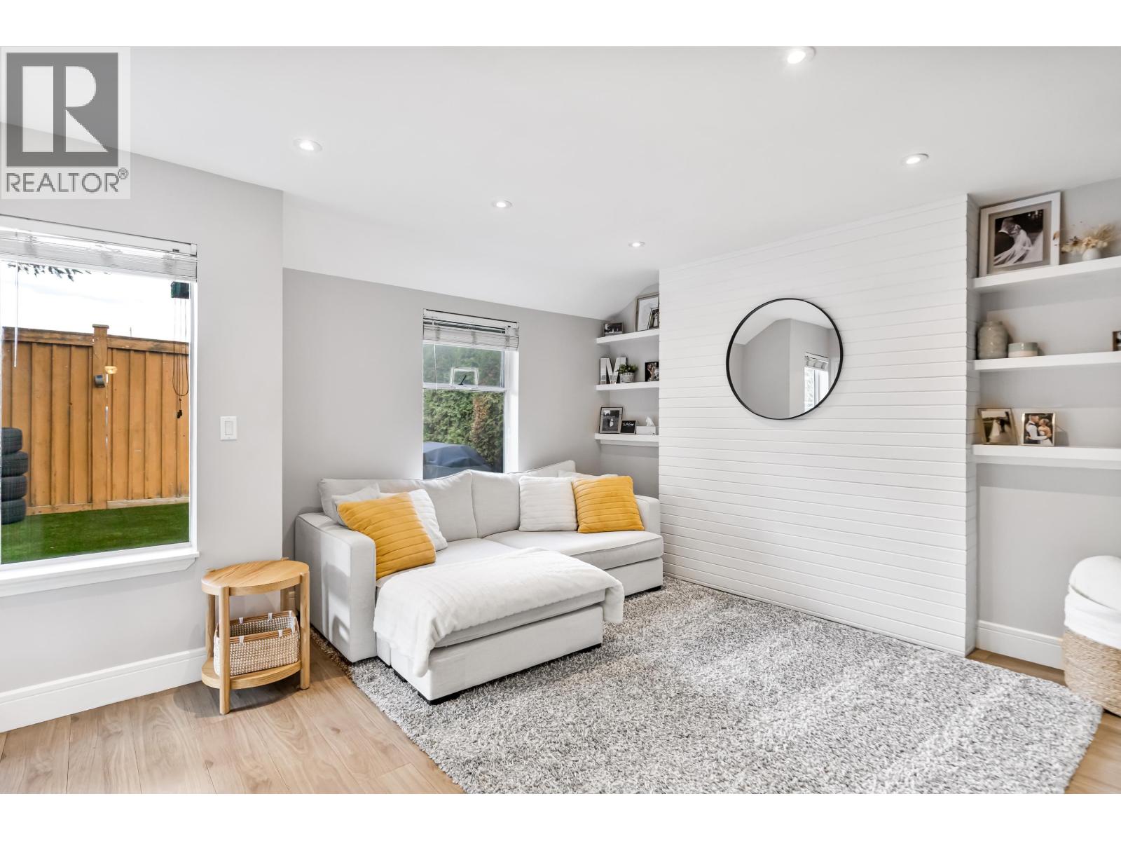 301 20675 118 AVENUE, Maple Ridge