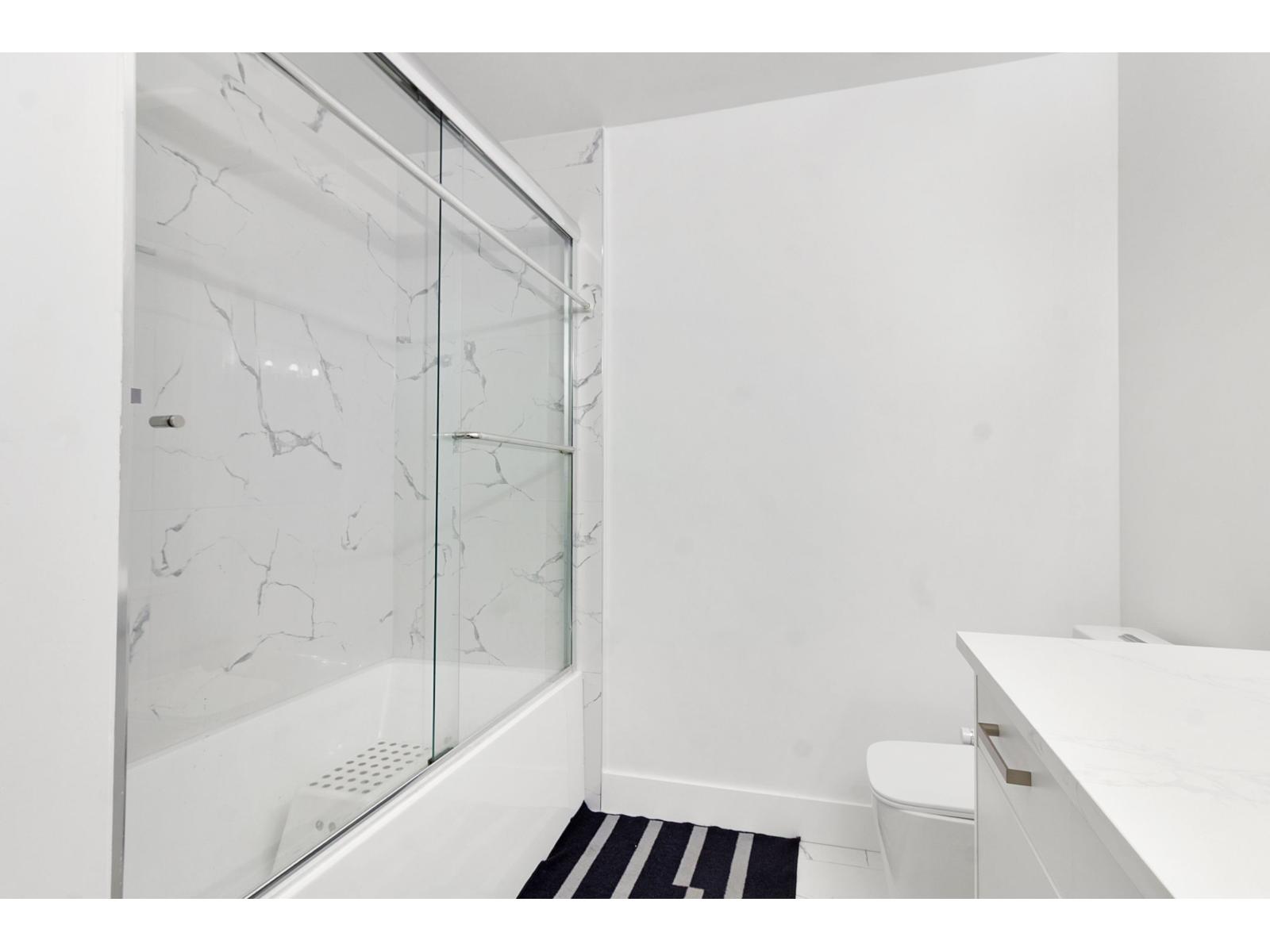 303 13955 72 AVENUE, Surrey