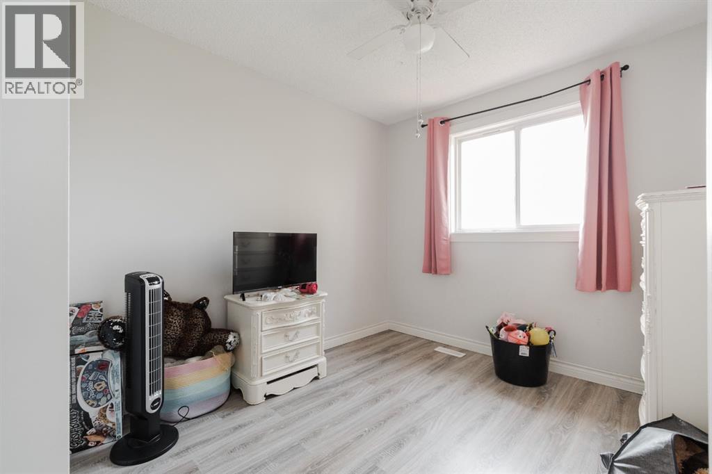 151 DICKINS, Fort McMurray