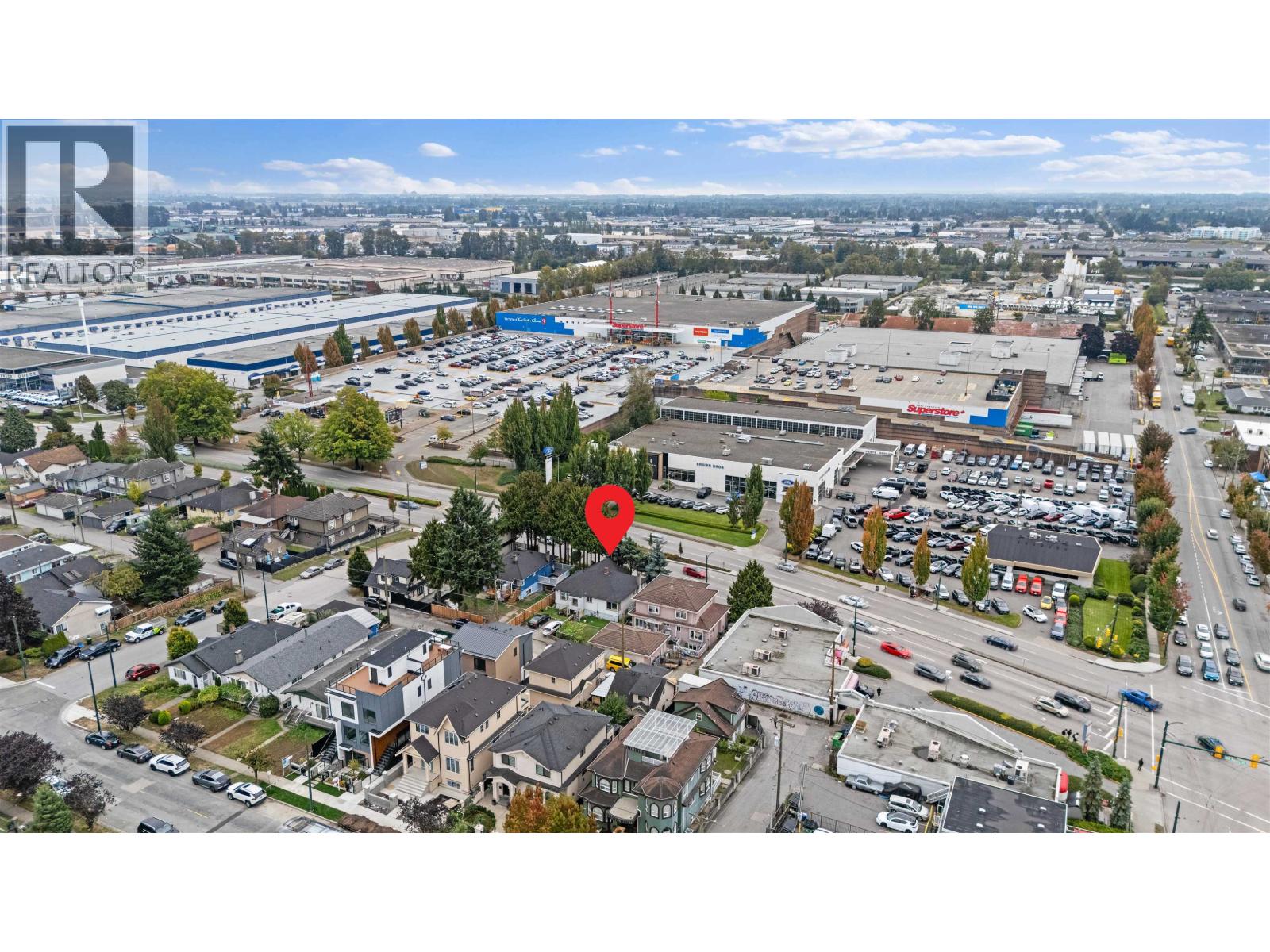 263 SE MARINE DRIVE, Vancouver