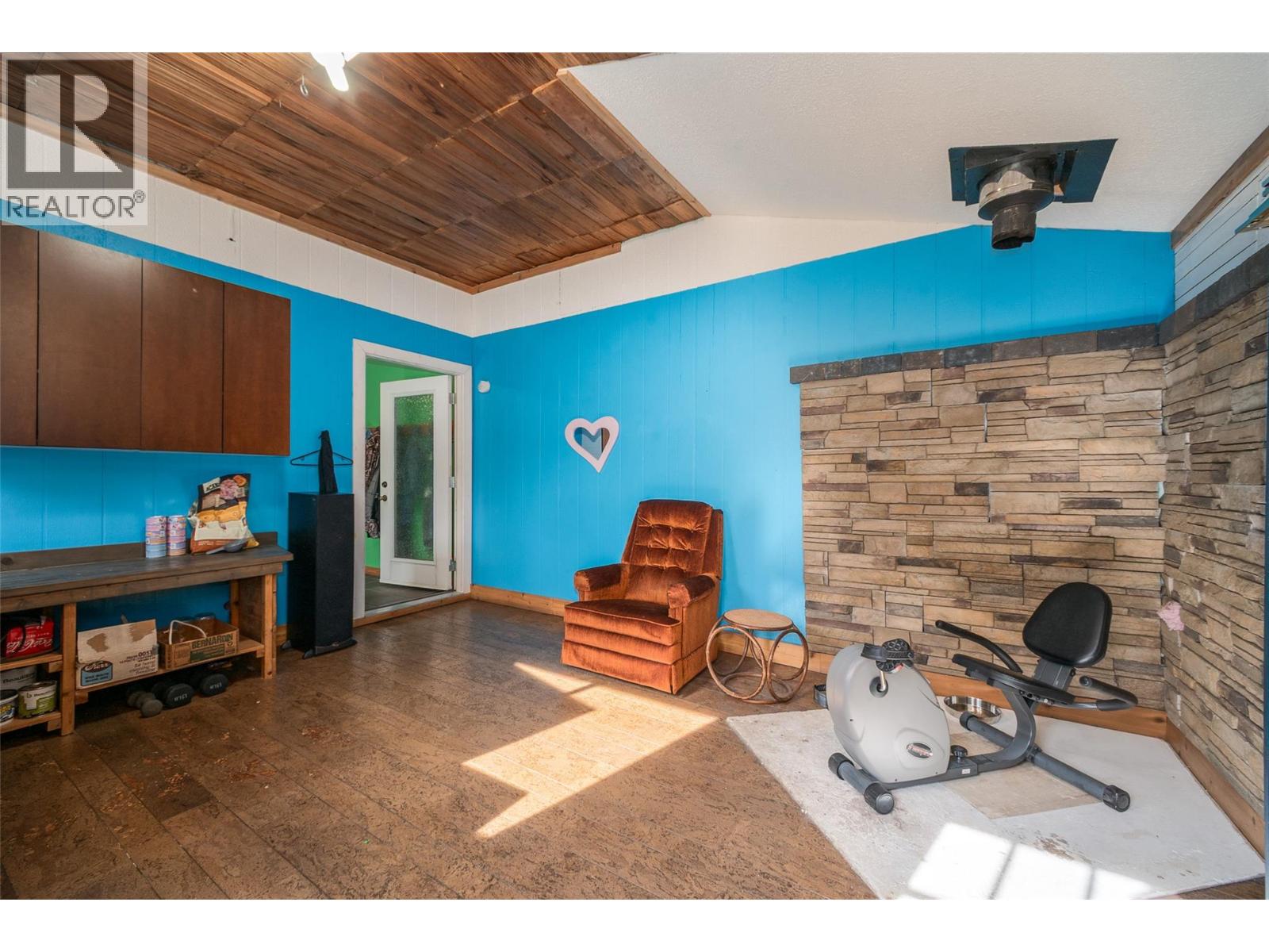  11875 Greystokes Road, Kelowna