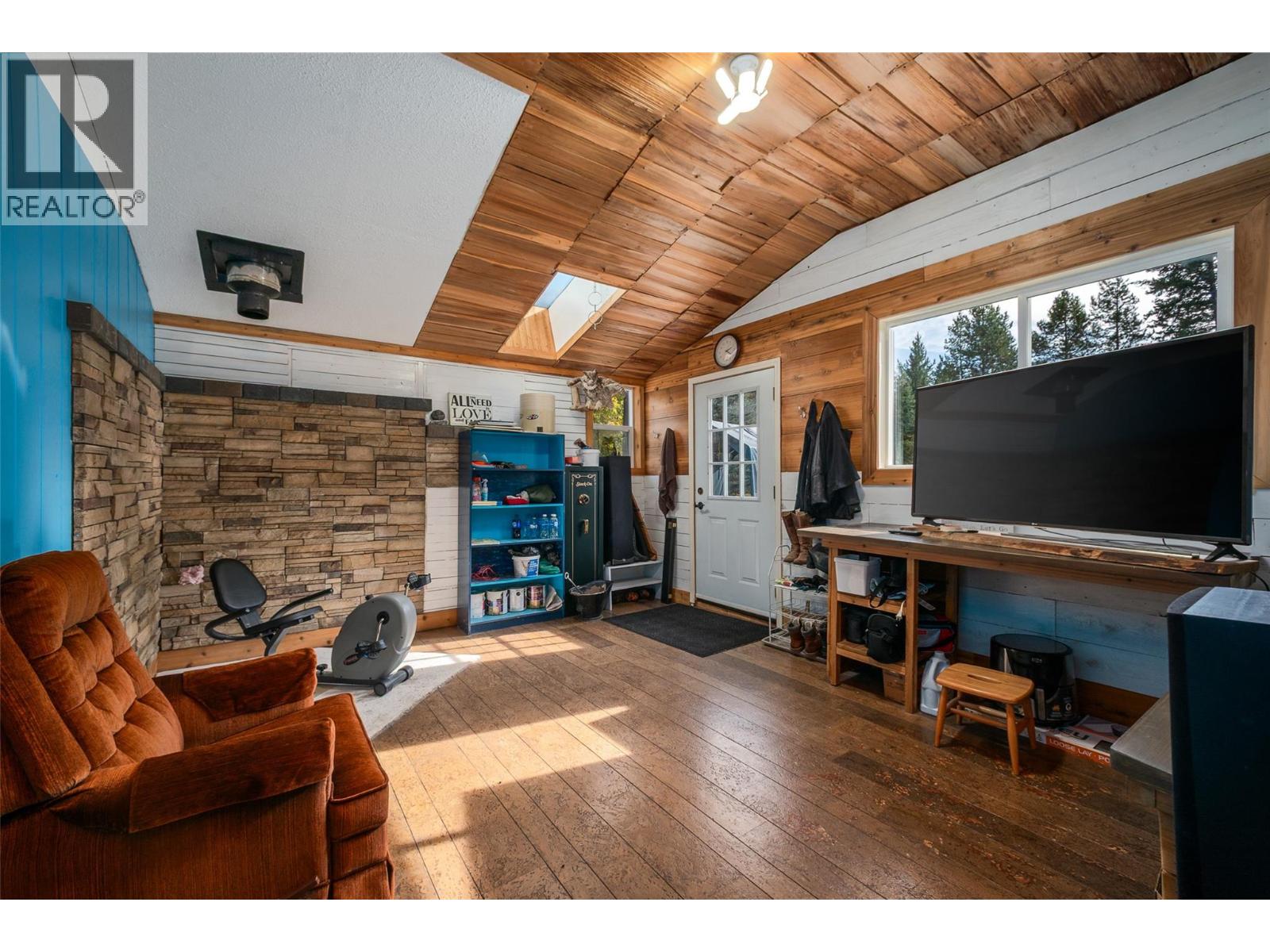  11875 Greystokes Road, Kelowna