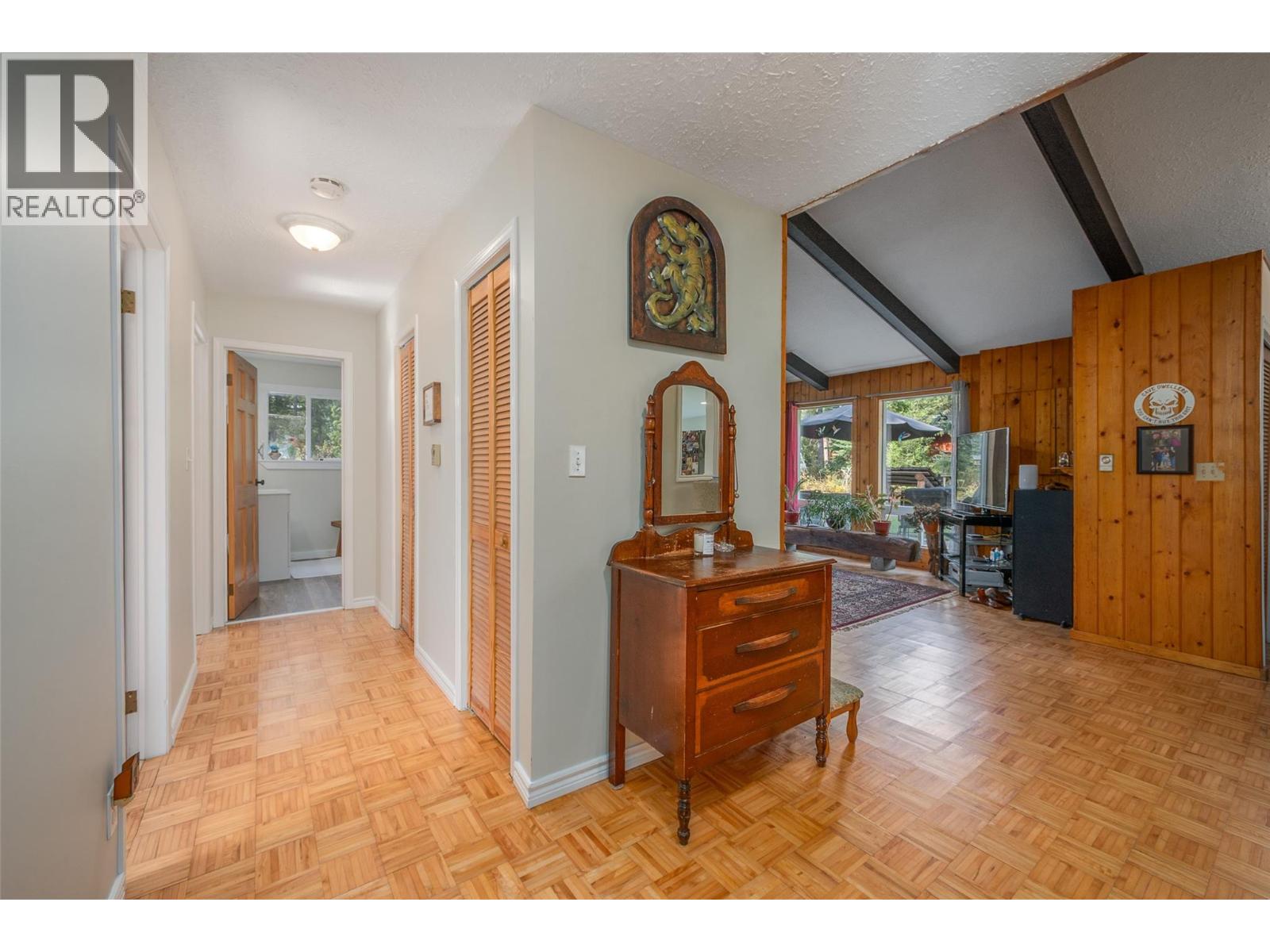  11875 Greystokes Road, Kelowna