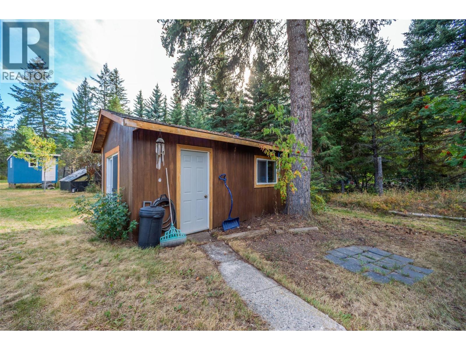  11875 Greystokes Road, Kelowna