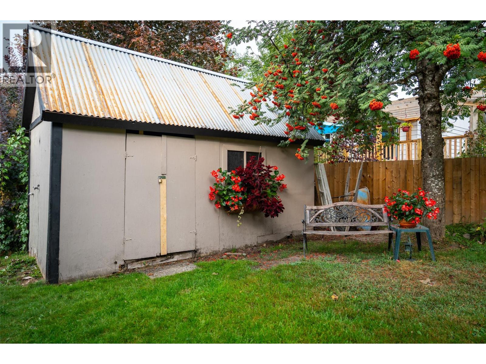 1819 Dallas Road, Revelstoke