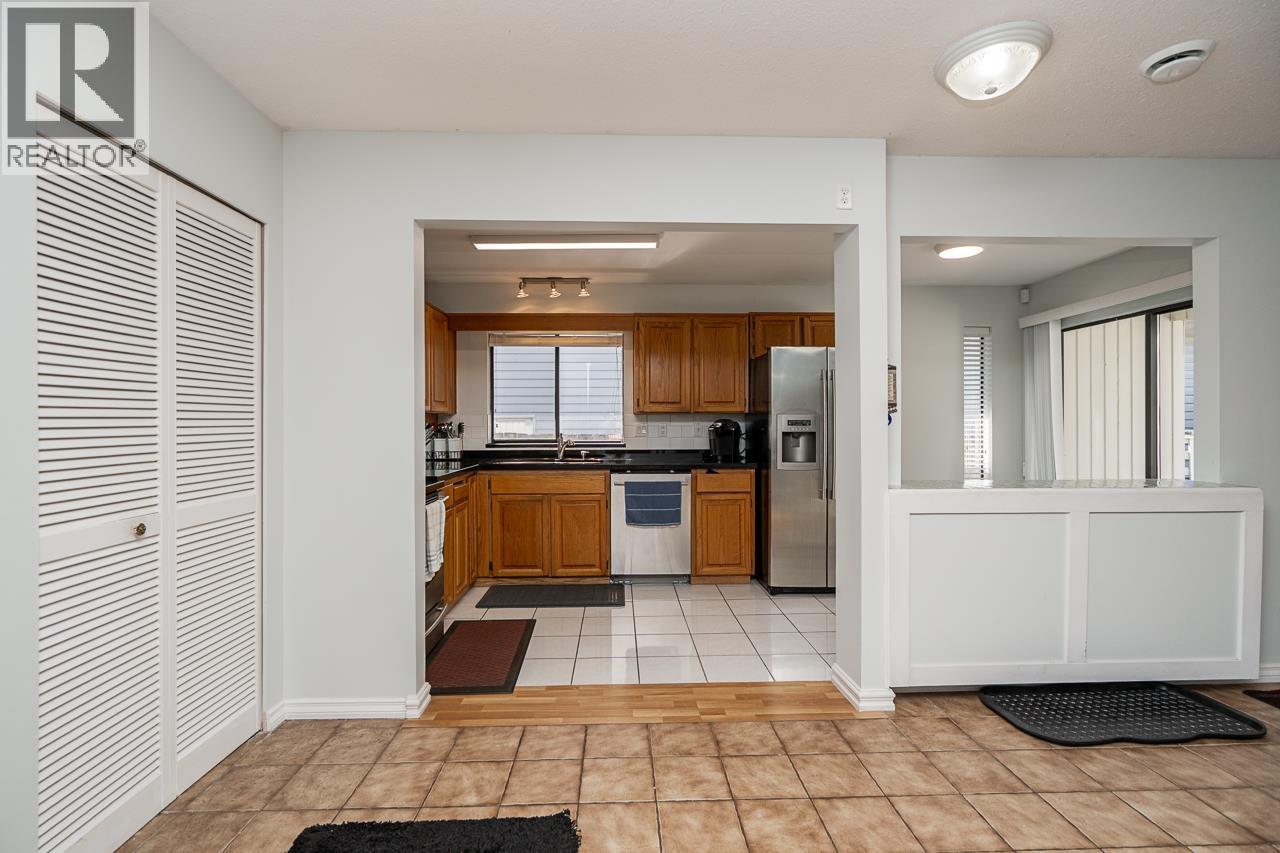 6094 WALKER AVENUE, Burnaby