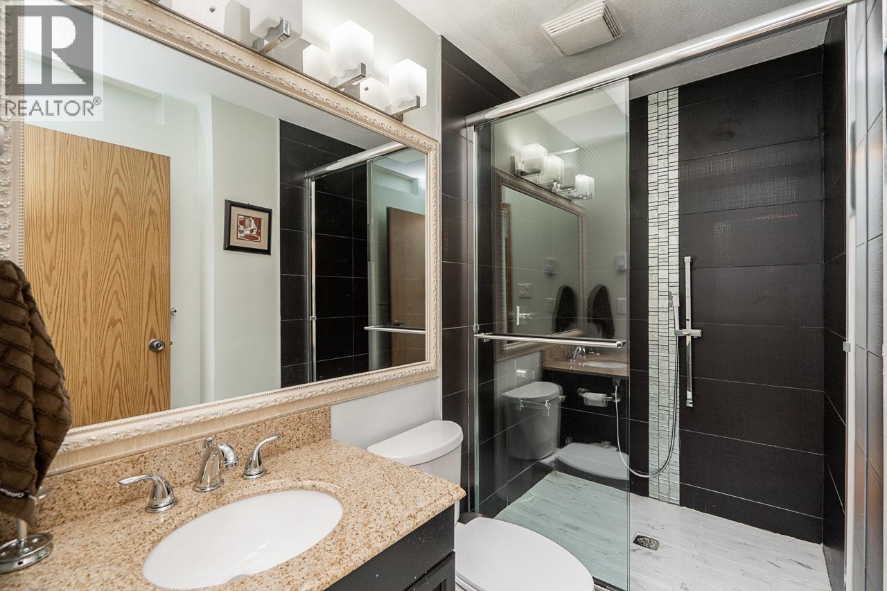 6094 WALKER AVENUE, Burnaby