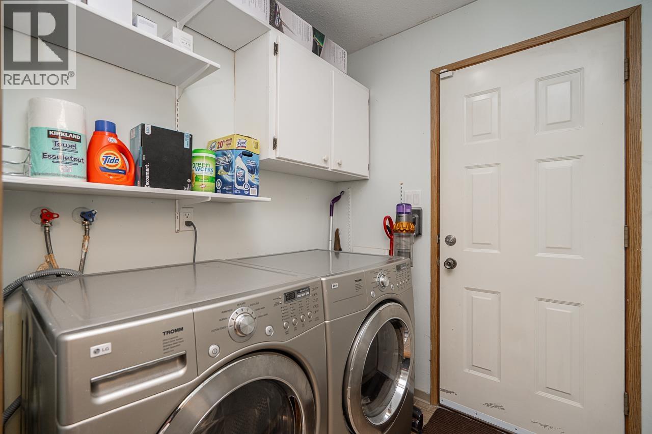 6094 WALKER AVENUE, Burnaby