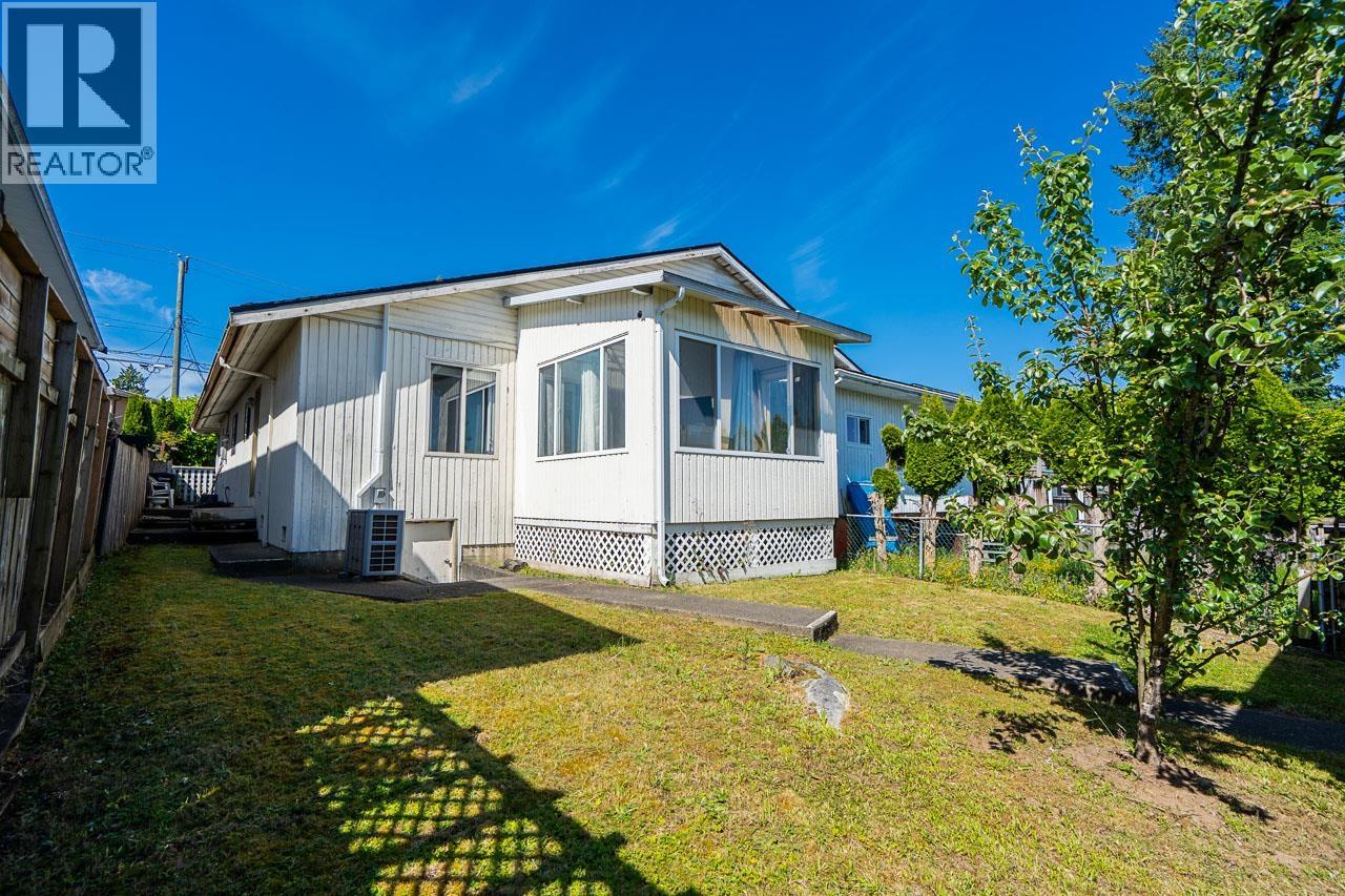 6094 WALKER AVENUE, Burnaby