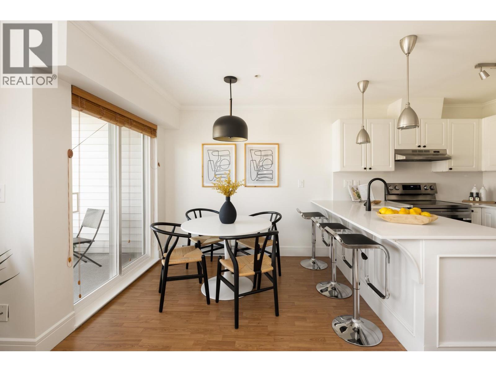 303 788 8TH AVENUE, Vancouver