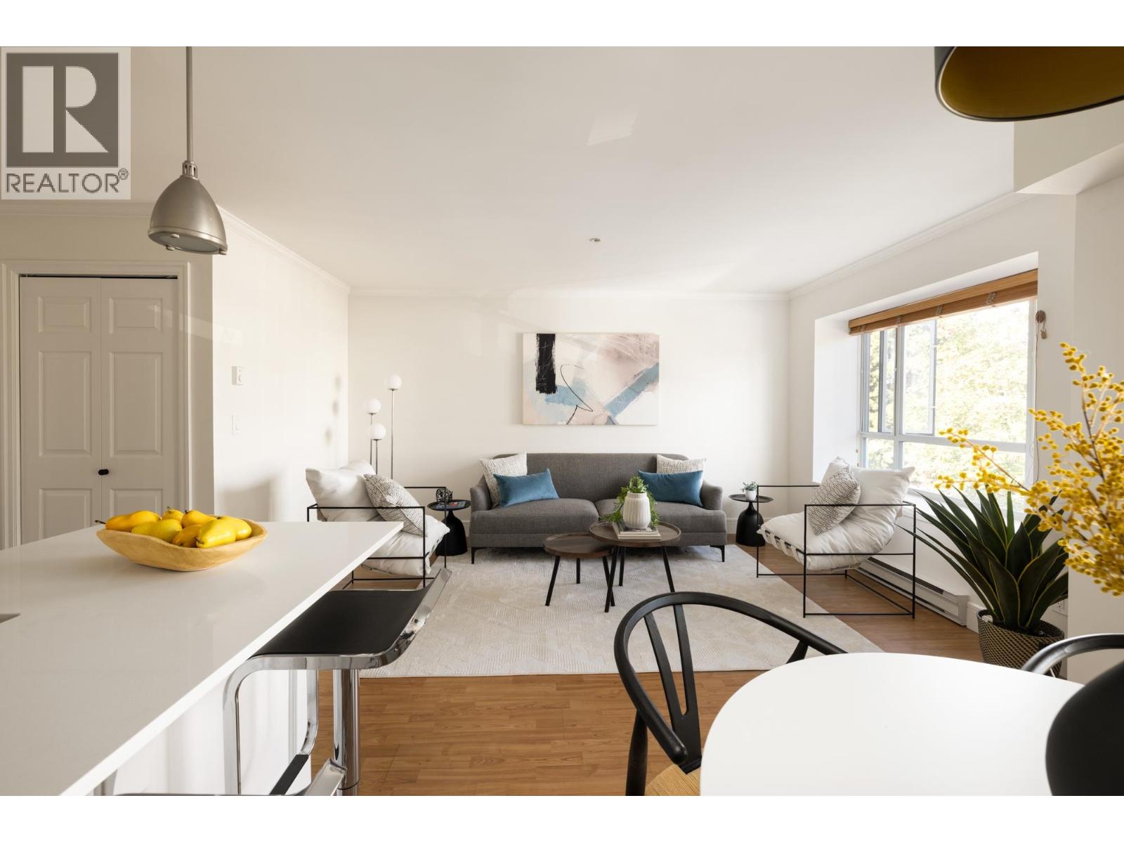 303 788 8TH AVENUE, Vancouver