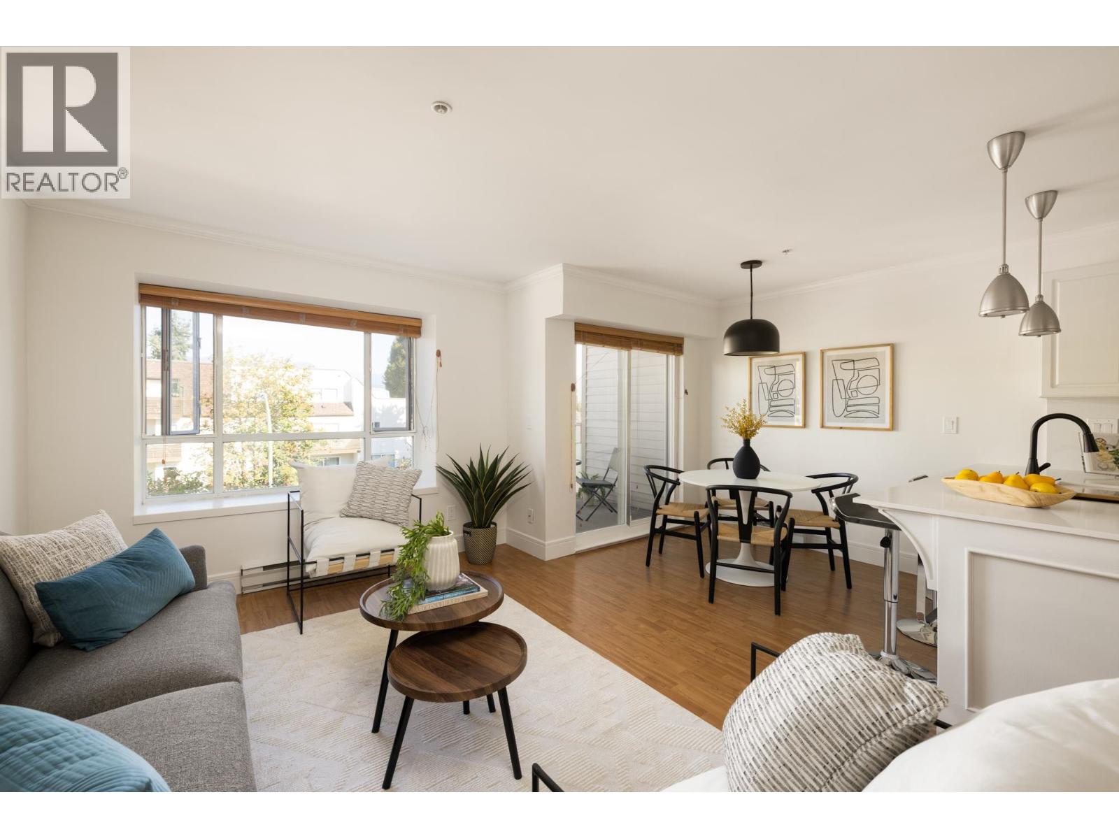 303 788 8TH AVENUE, Vancouver