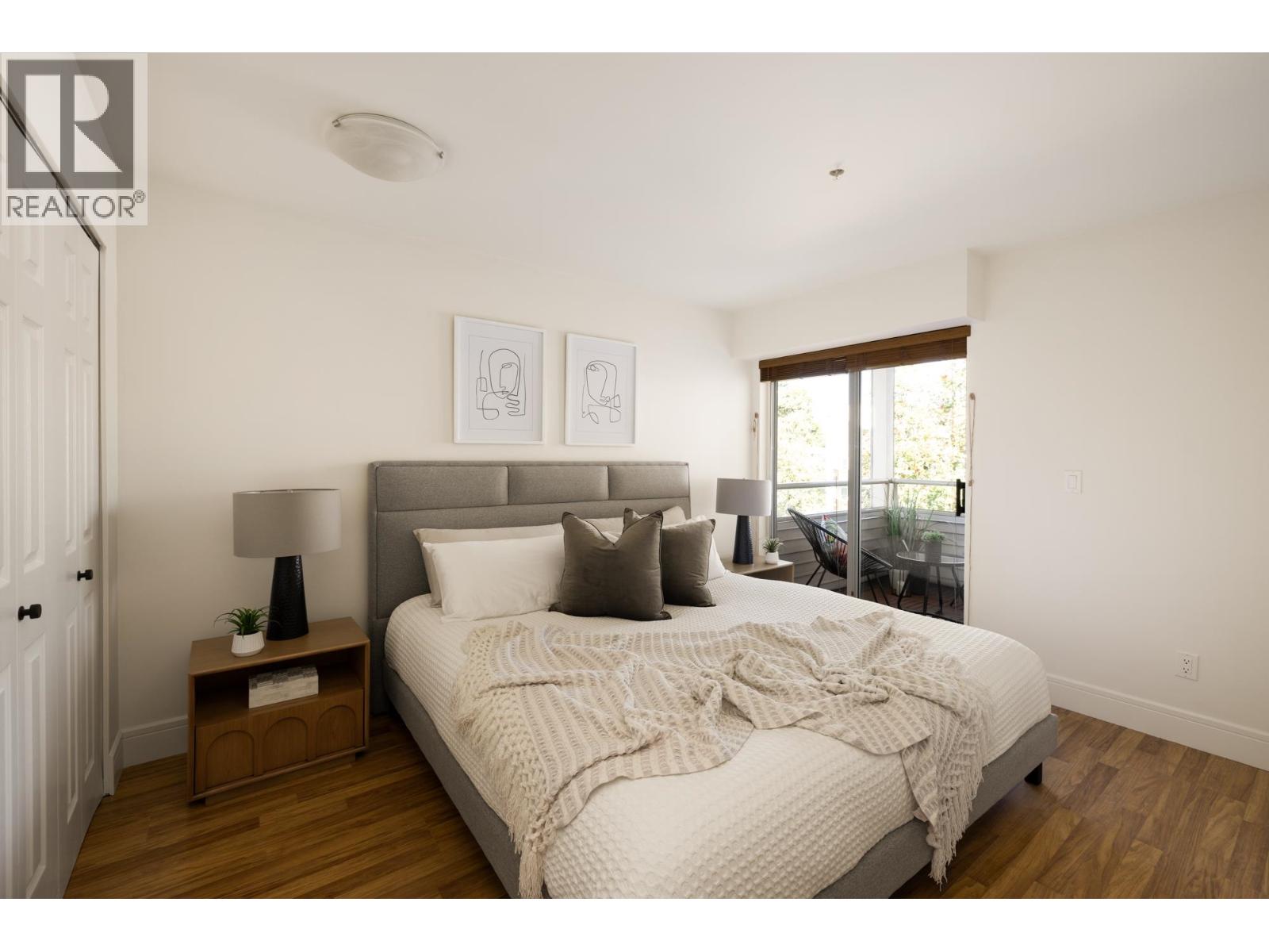 303 788 8TH AVENUE, Vancouver