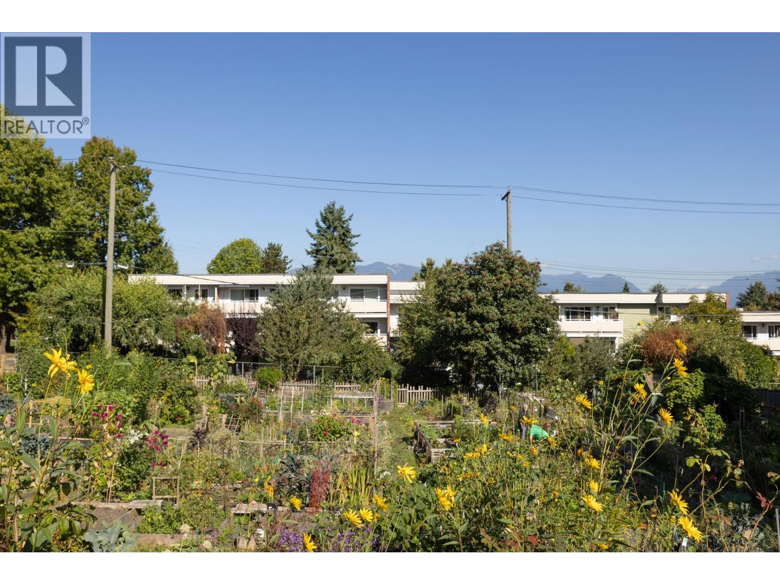 303 788 8TH AVENUE, Vancouver
