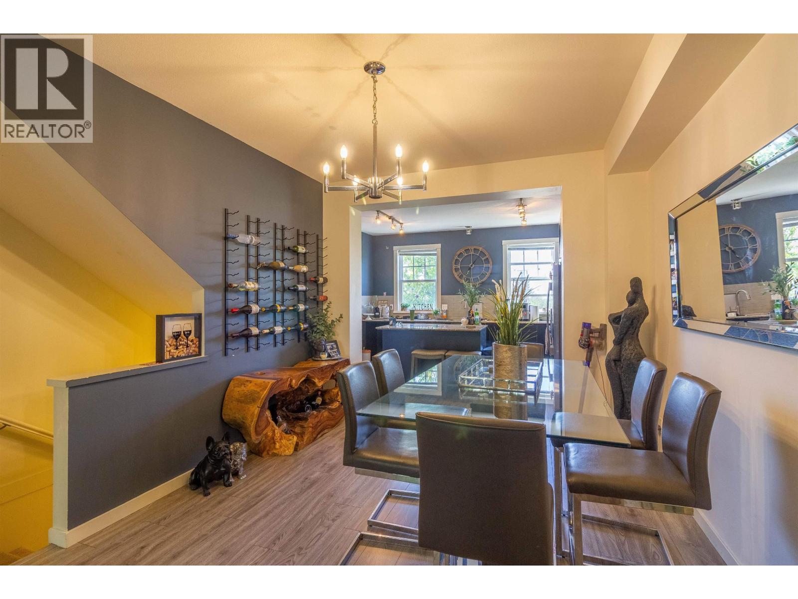 103 688 EDGAR AVENUE, Coquitlam