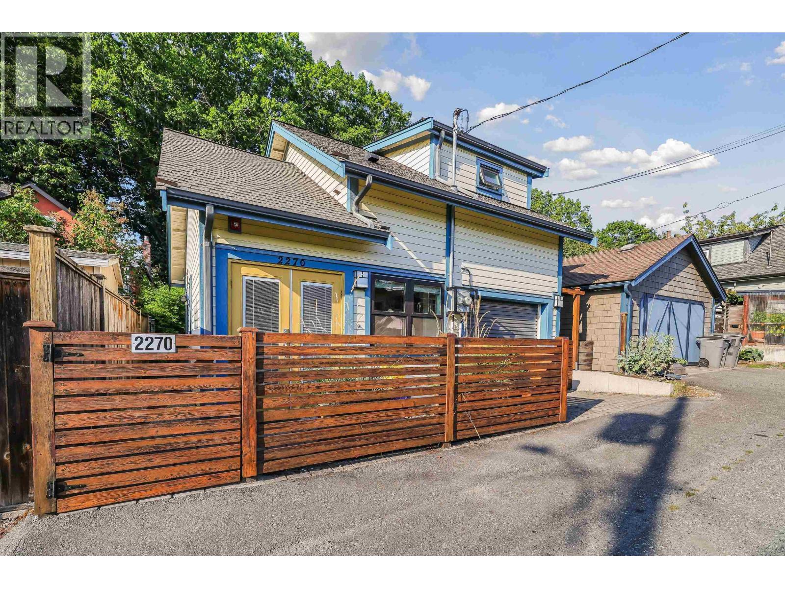 2274 E 7TH AVENUE, Vancouver