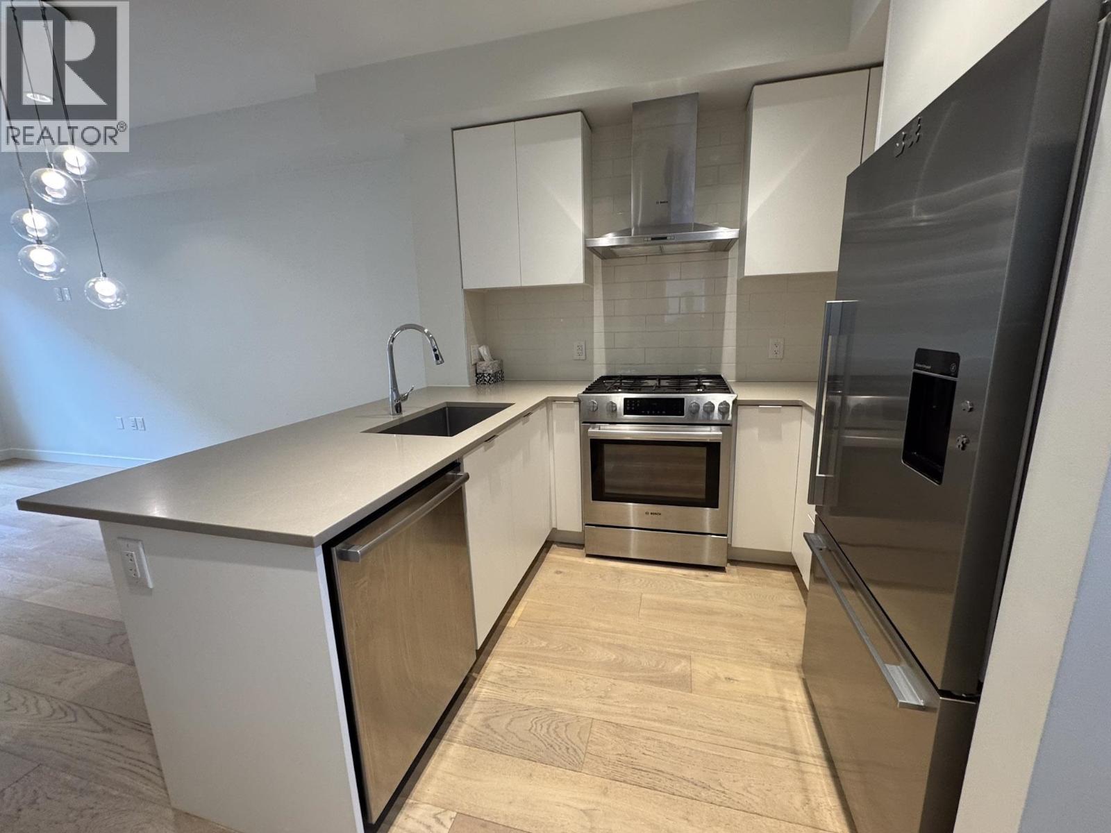 8750 8570 OSLER STREET, Vancouver