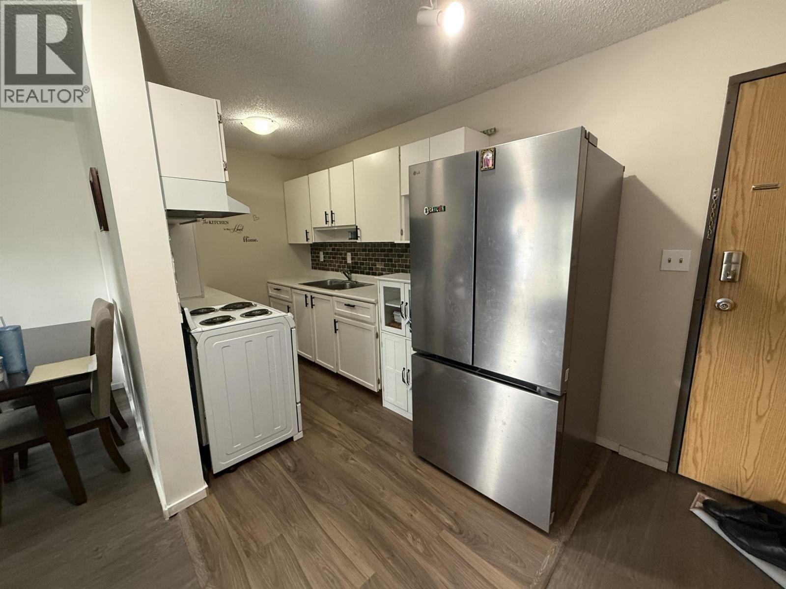 108 2055 SUFFOLK AVENUE, Port Coquitlam