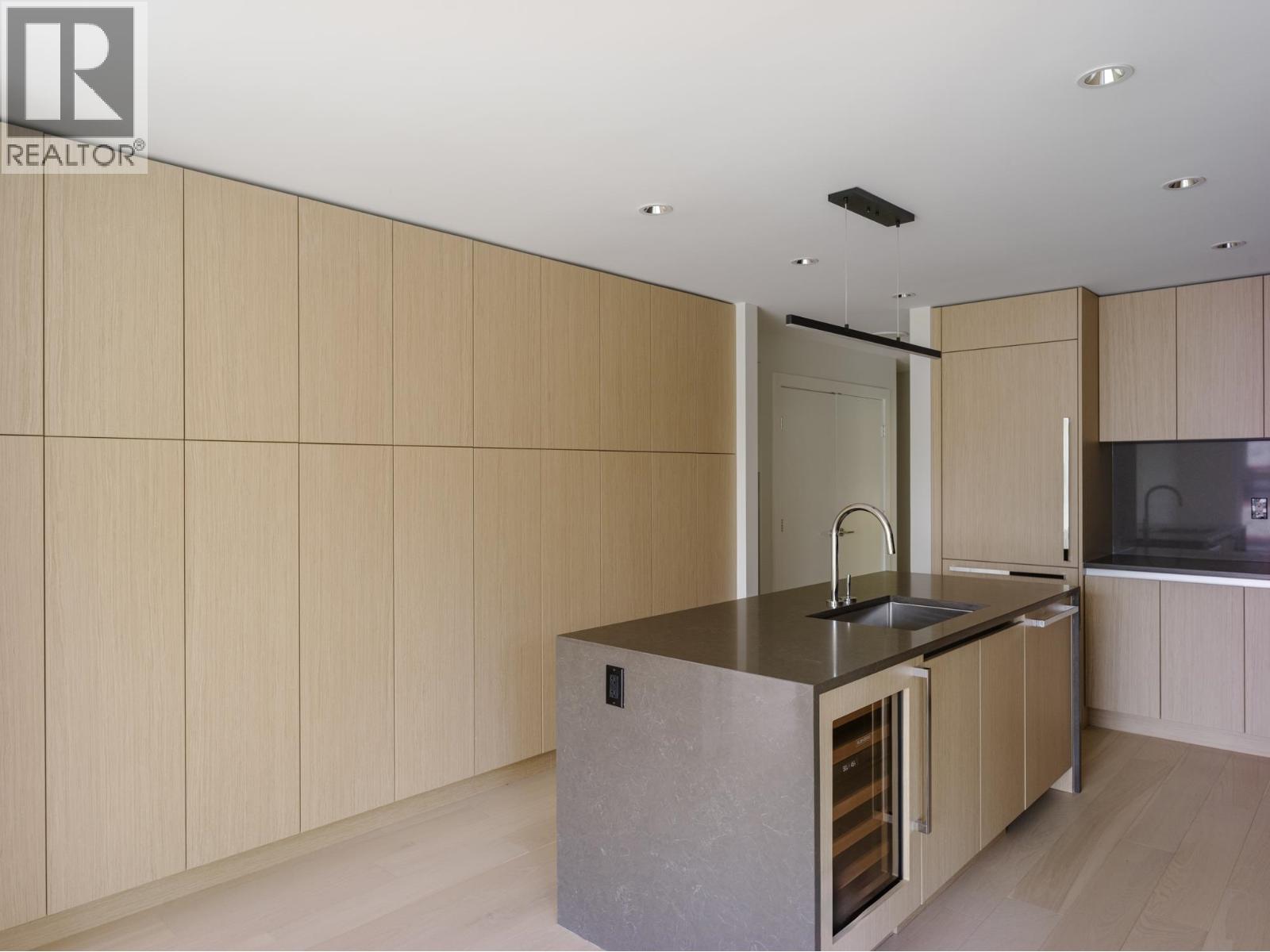304 3636 W 39TH AVENUE, Vancouver