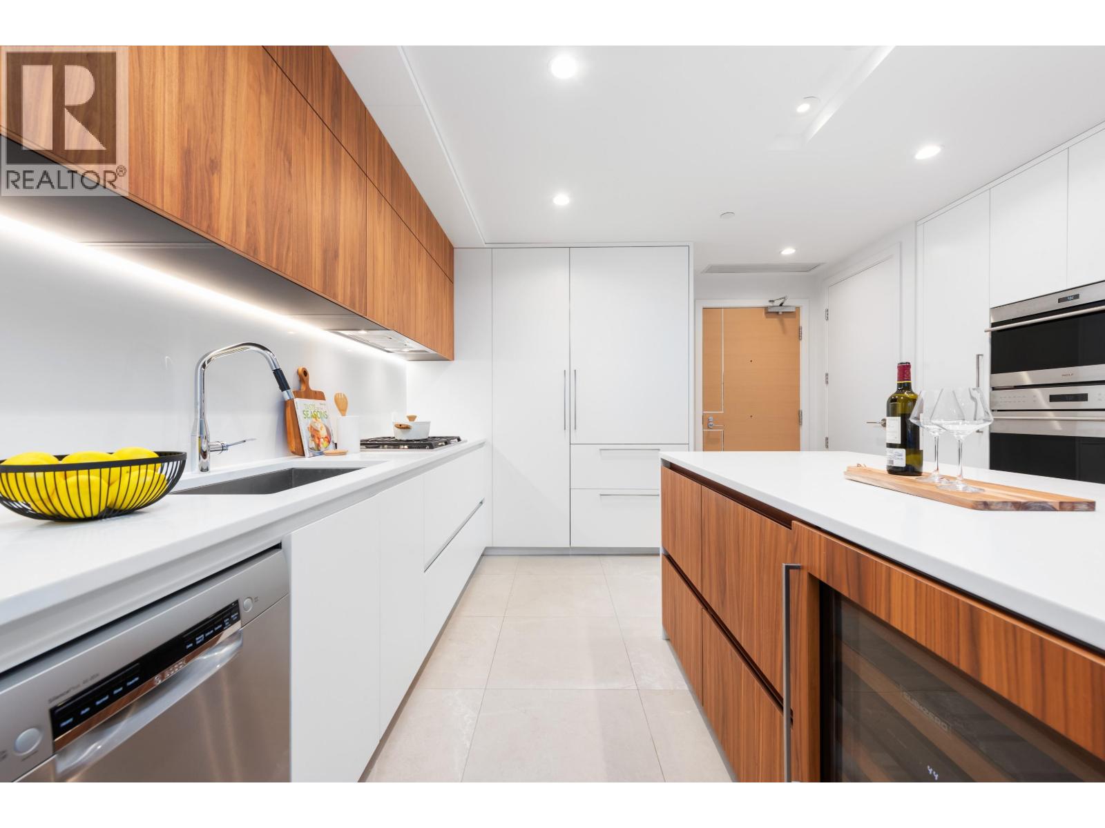 2203 885 CAMBIE STREET, Vancouver