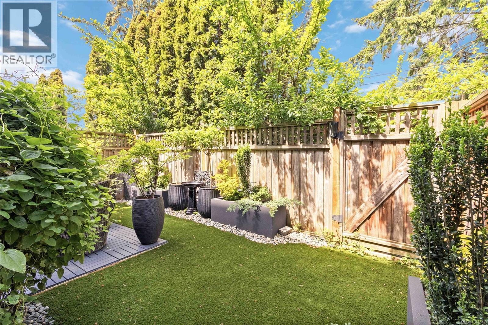 107 1924 Maple Avenue South, Sooke
