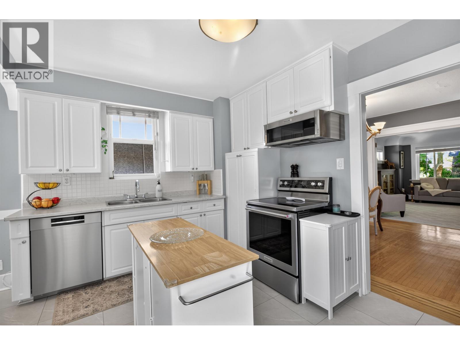 3658 W 26TH AVENUE, Vancouver