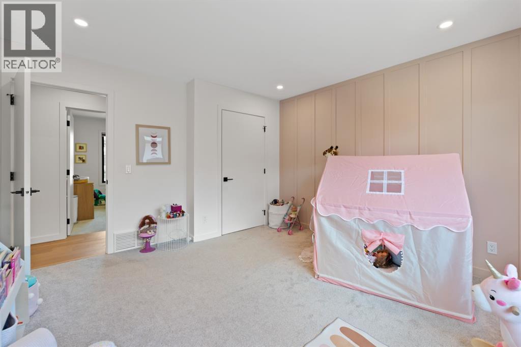 Single Family House Bungalow for Sale in  Laurentian Way SW North Glenmore Park Calgary 