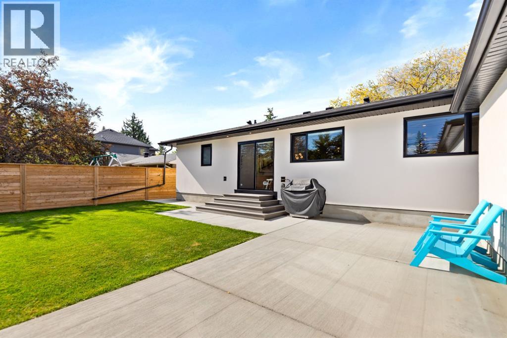 Single Family House Bungalow for Sale in  Laurentian Way SW North Glenmore Park Calgary 