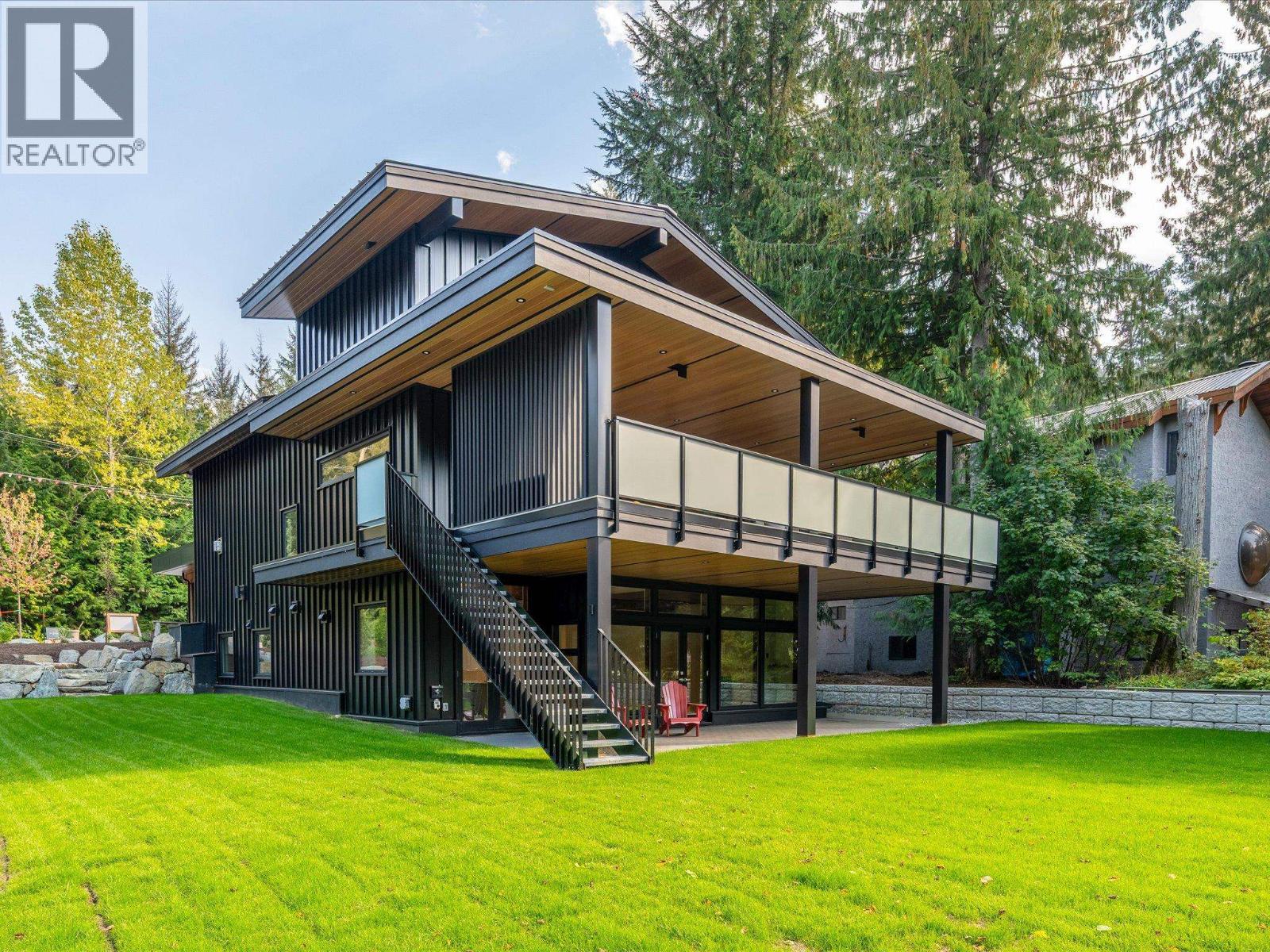 3005 BRIO ENTRANCE, Whistler