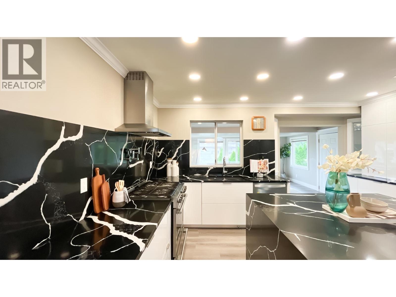 23320 117B AVENUE, Maple Ridge