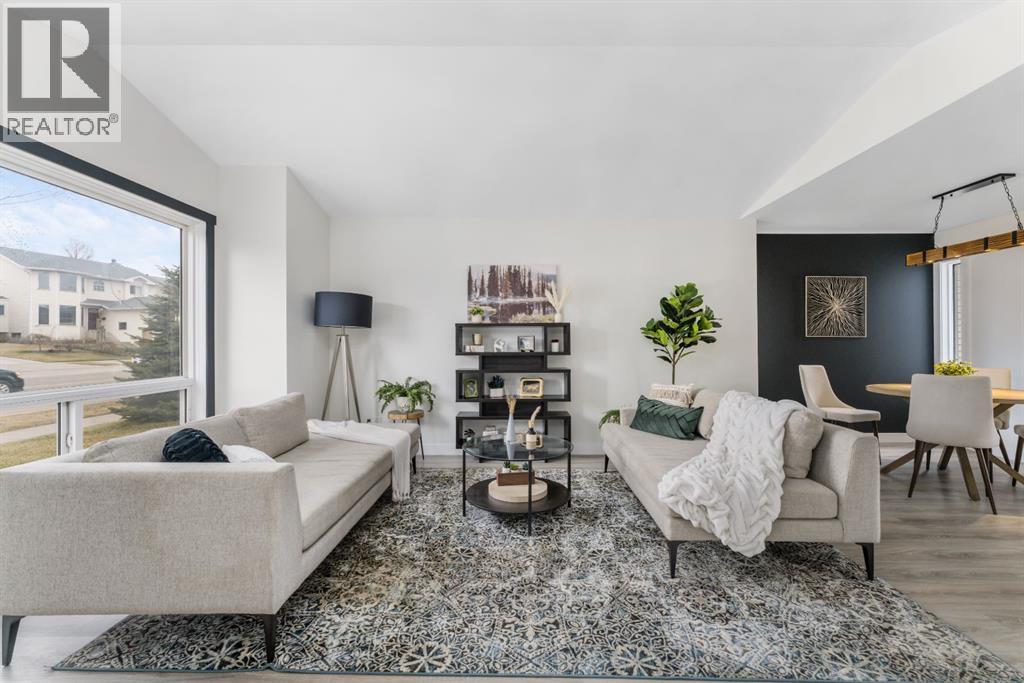 Single Family House for Sale in  Millrise Drive SW Millrise Calgary 