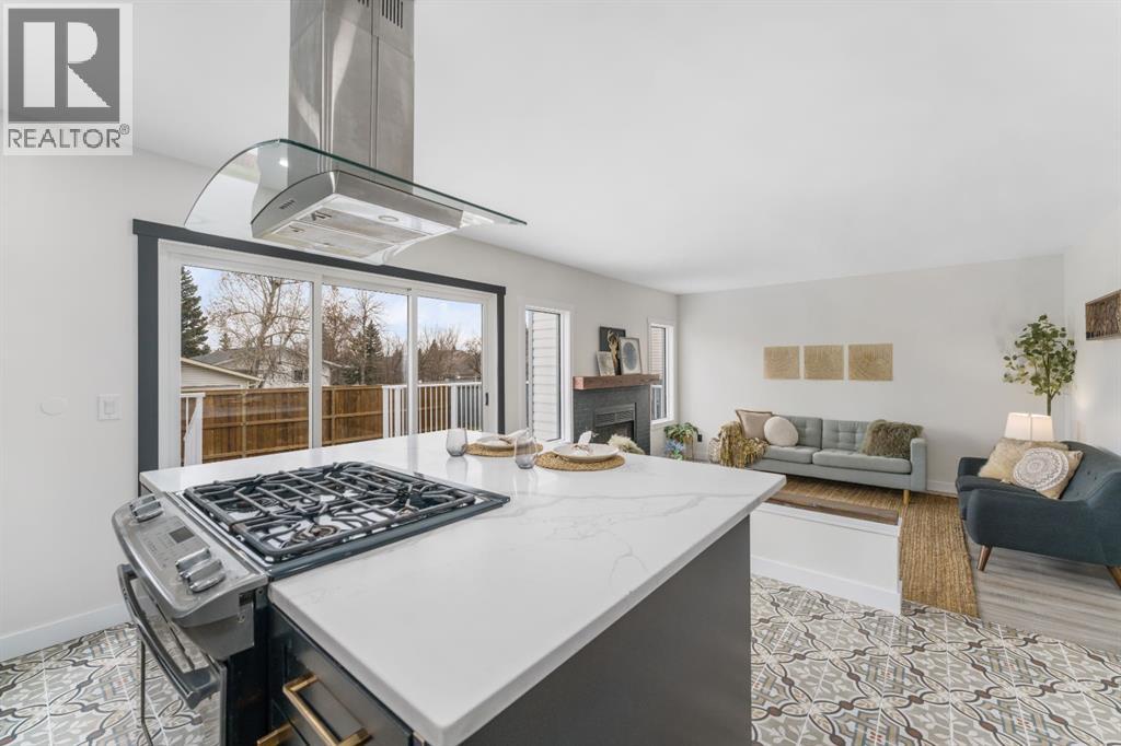 Single Family House for Sale in  Millrise Drive SW Millrise Calgary 