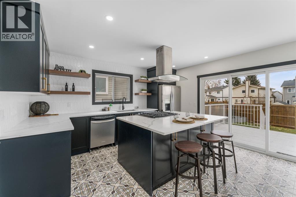 Single Family House for Sale in  Millrise Drive SW Millrise Calgary 