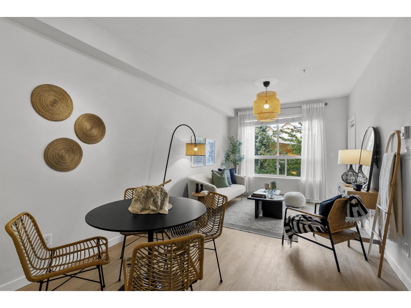 211 6480 194 STREET, Surrey